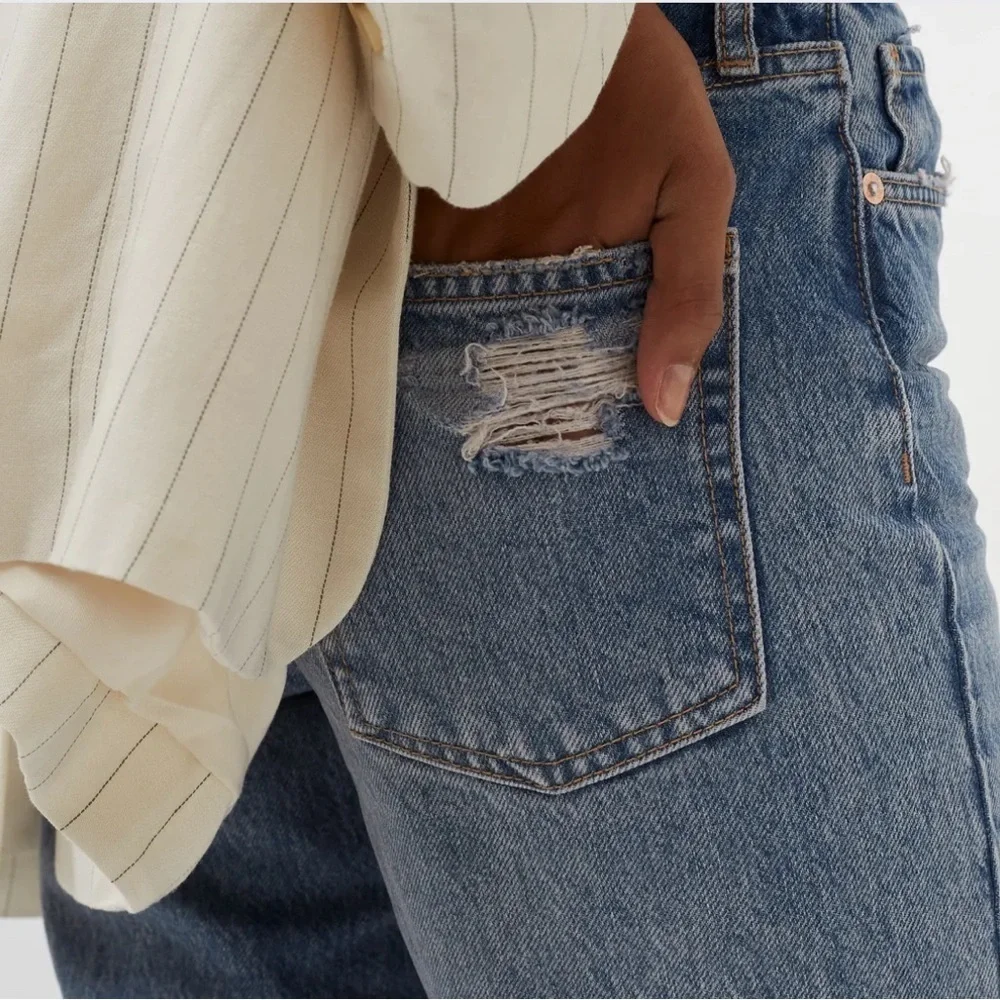 Free People Light Blue Distressed Boyfriend Jeans - Picture 3 of 13